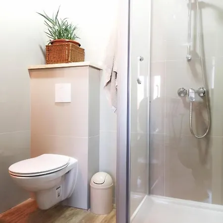 Garden Oasis דירה