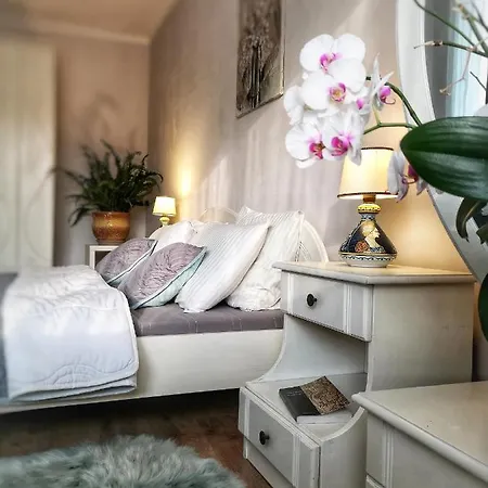 Garden Oasis Apartment